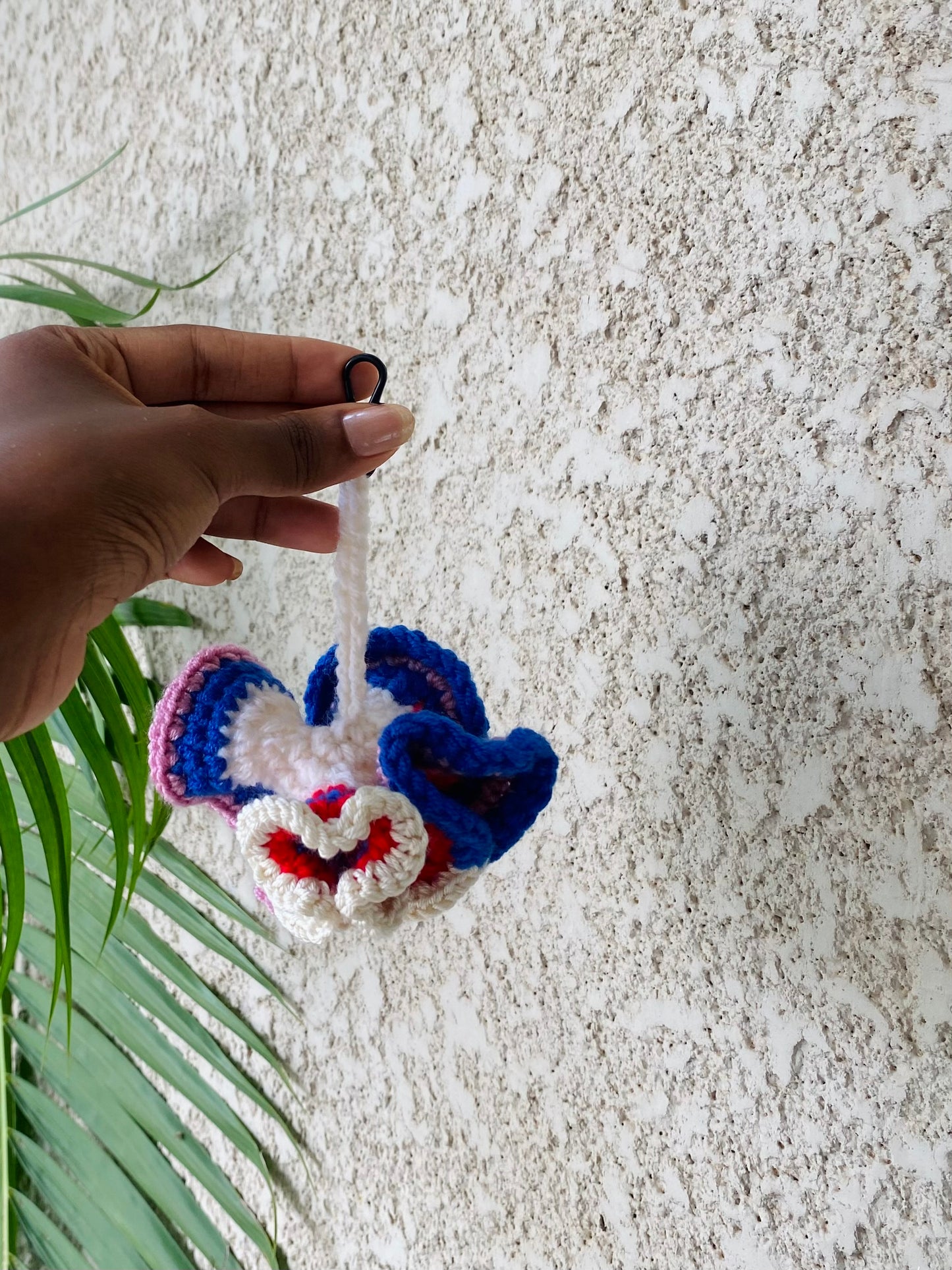 Hyperbolic Keychain
