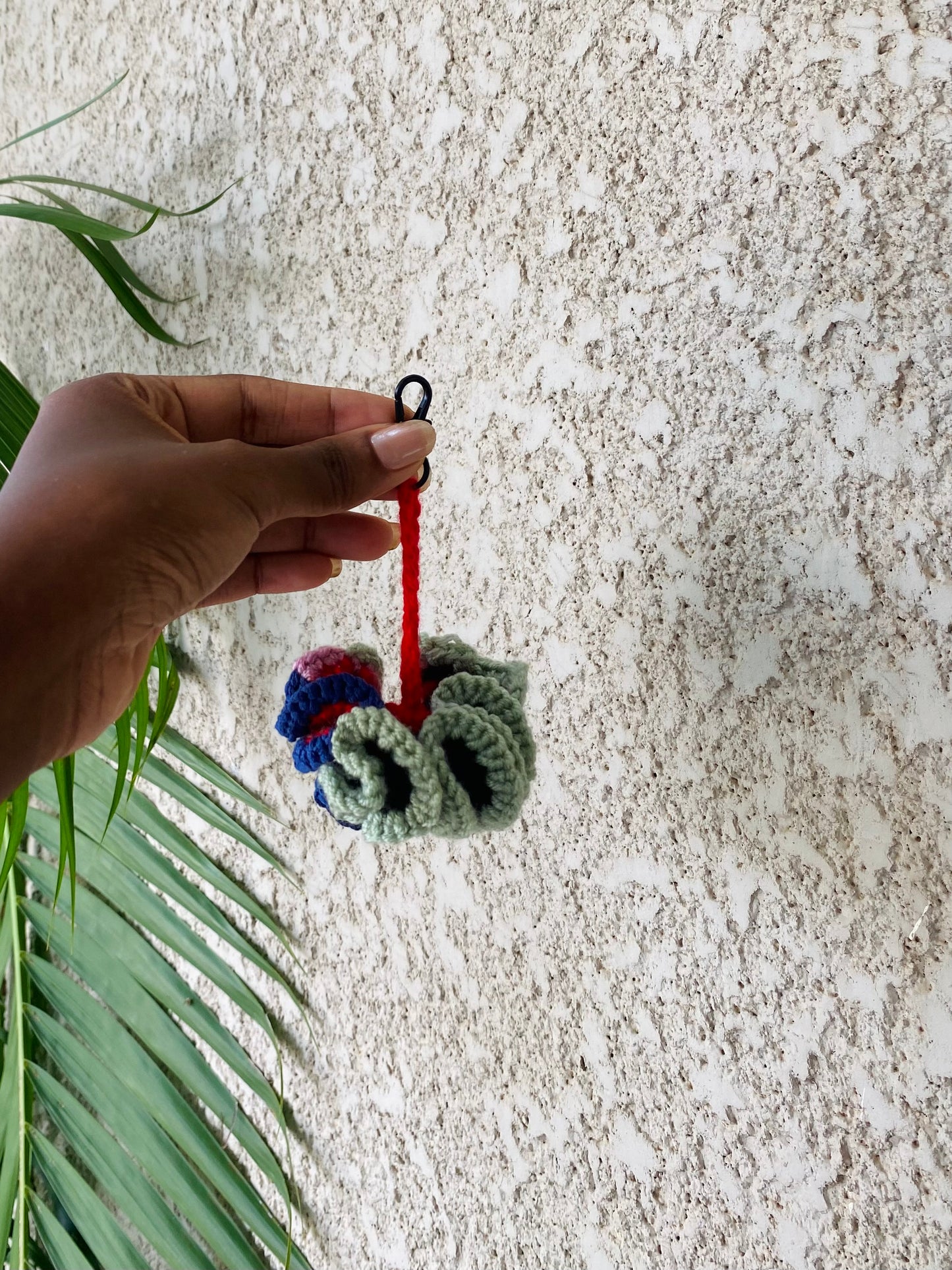 Hyperbolic Keychain