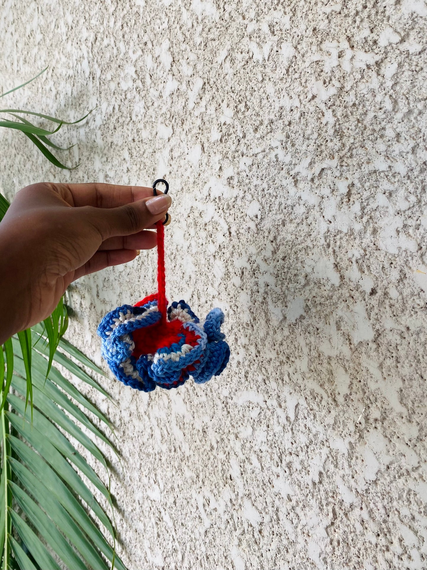 Hyperbolic Keychain