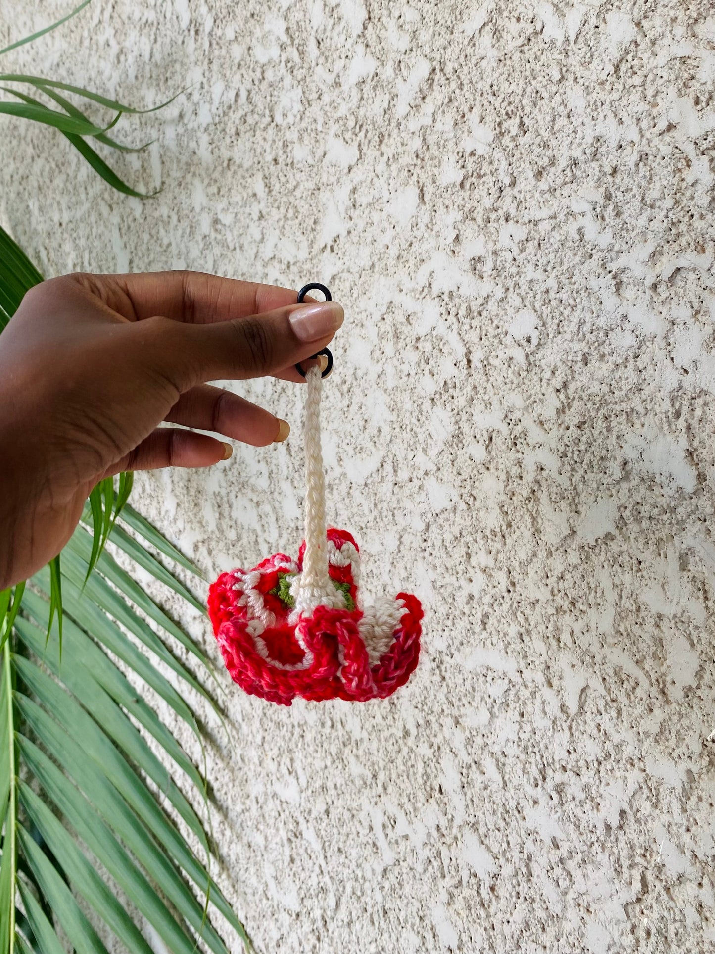 Hyperbolic Keychain